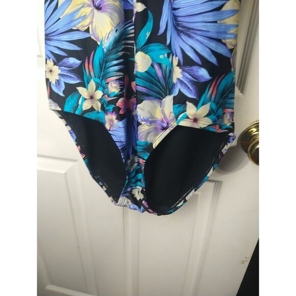 Tahiti Woman's L One Piece Swimwear V Cross Cross Halter Floral Tropical Beachy - Picture 4 of 9